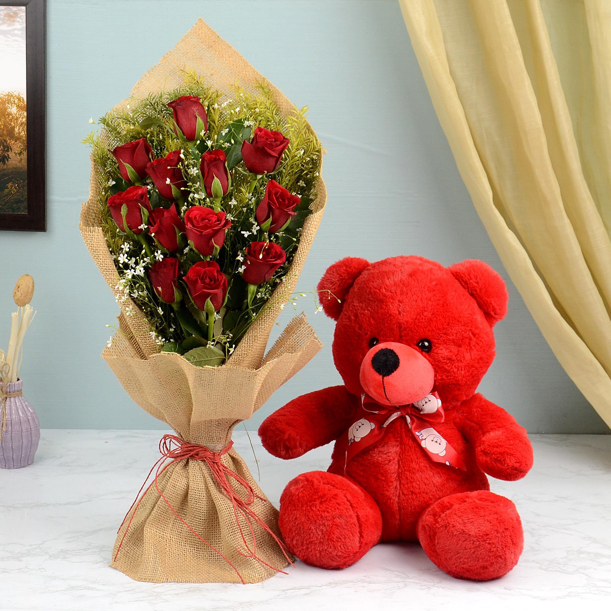 Jute Bouquet of Roses & Teddy 