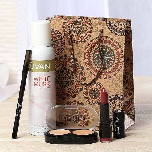 Deodorant Spray With Classic Cosmetics In Goodie Bag - YuvaFlowers