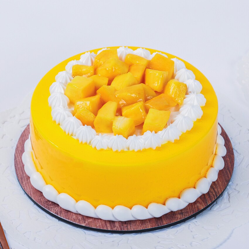 Mango Cake Half Kg - YuvaFlowers