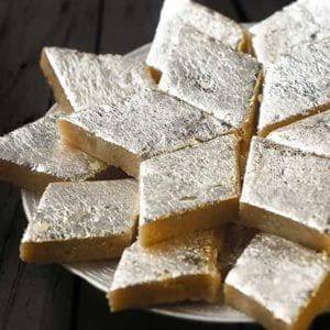 Kaaju Katli (500gm) - YuvaFlowers