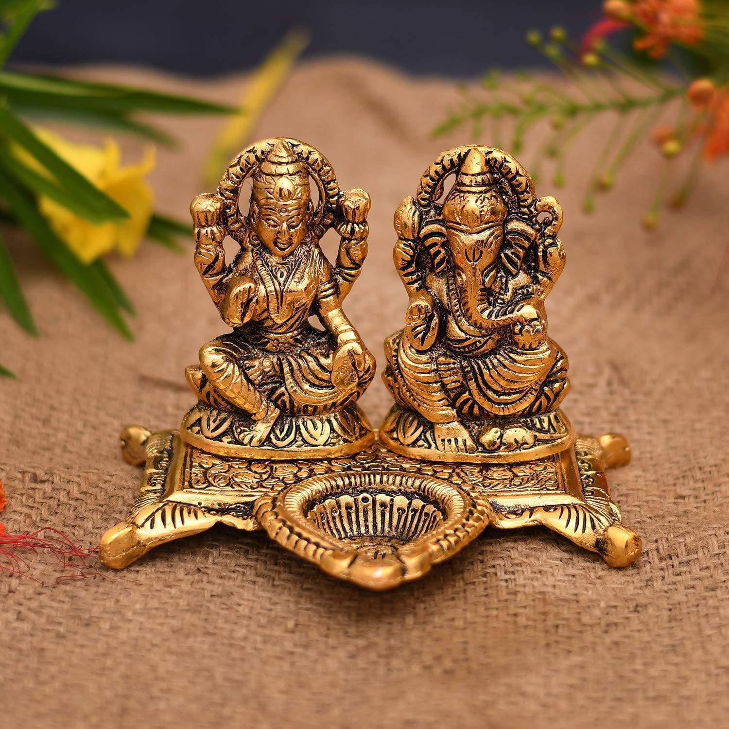 Lakshmi Laxmi Ganesh murti Idol Ganesha Diya puja Deepak - Metal Lakshmi Ganesh Statue - Diwali Home Decoration Items - Lakshmi Ganesh for Diwali Showpiece Oil Lamp - YuvaFlowers