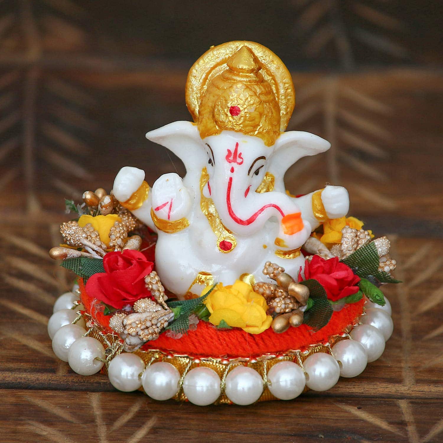Lord Ganesha Idol on Decorative Handcrafted Plate for Home and Car - YuvaFlowers