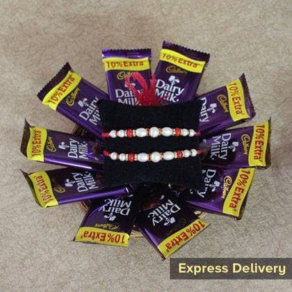 Yummilicious Chocolaty Rakhi - YuvaFlowers